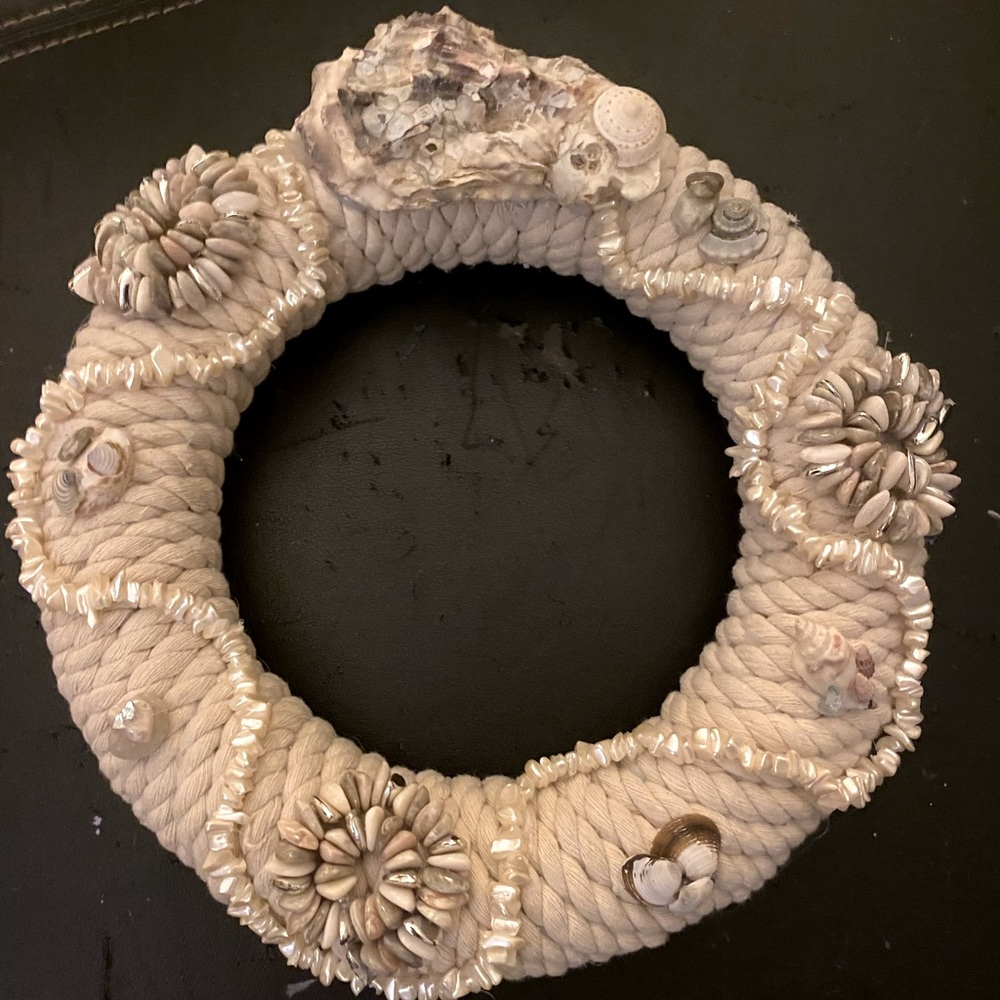 Beautiful Sea Shell wreath!